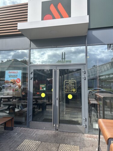 Ресторан, Одинцовский г. о., р. п. Новоивановское, ул. Западная, д. 18А